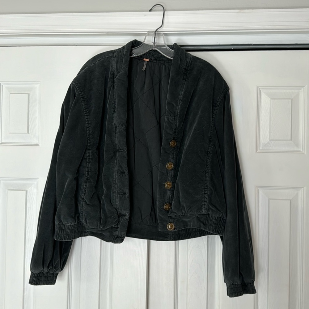 Free People soft dark gray semi-quilted bomber jacket with beautiful buttons